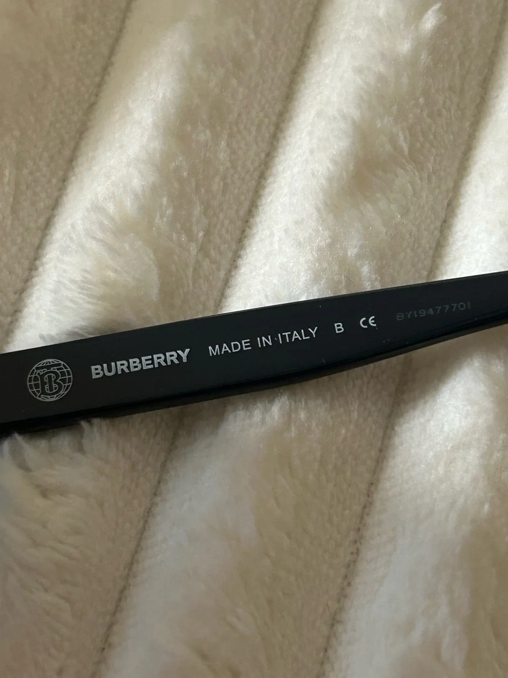 Burberry blue sunglasses 😎